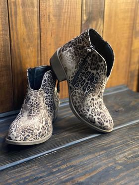The Divine Bootie light taupe
